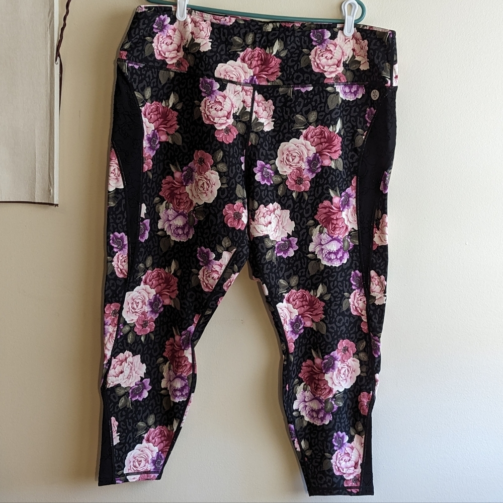 Pink and Black Floral Torrid Active Leggings - Picture 2 of 4